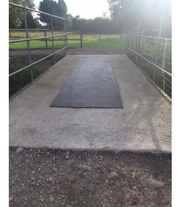 Rubberen mat voor paardenbox - 10mm